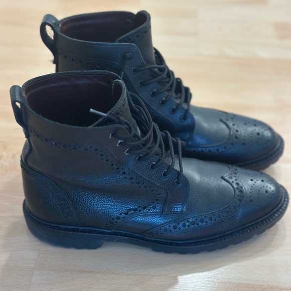 Allen Edmonds Longbranch Lug sole wingtip brogue boots - Picture 2 of 8